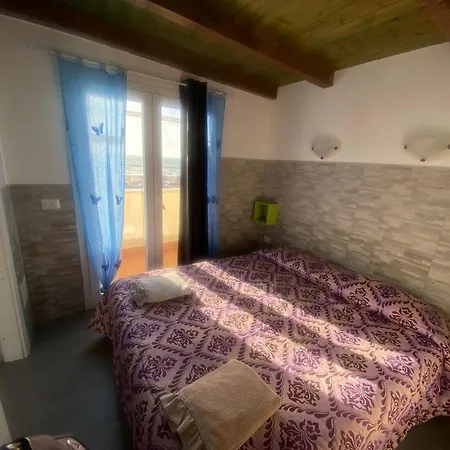 Apartment La Casa Di Leila *